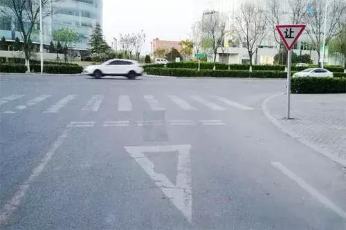 这5种交通标识，至少要认识4种，才敢说自己是老司机